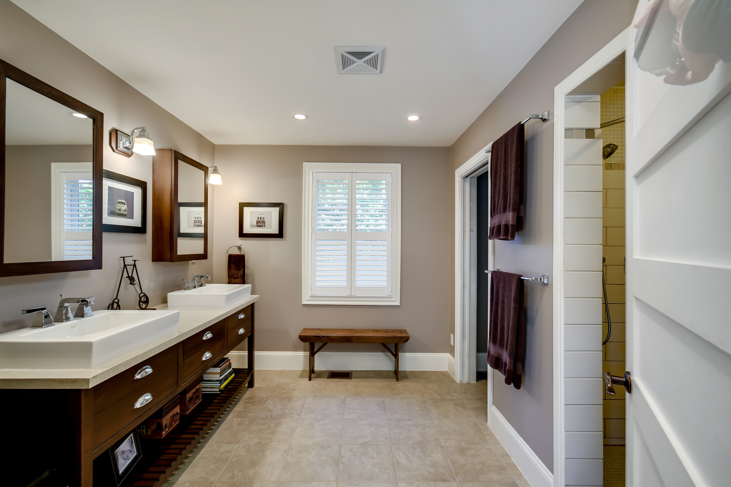 230 Ecclestone Drive, Bracebridge, Ontario  P1L 1G4 - Photo 6 - X12285187	