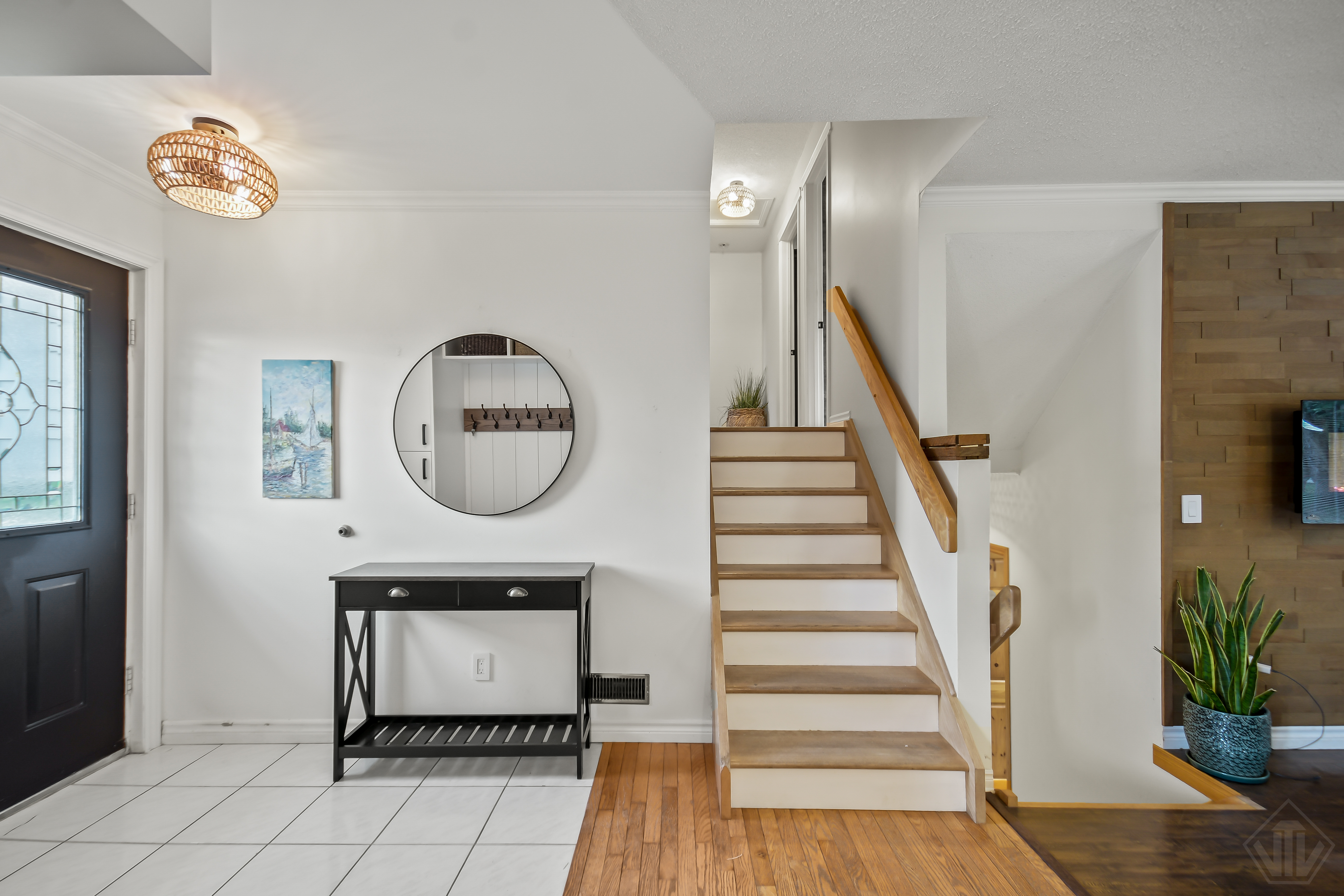 45 Kevin Crescent, Bracebridge, Ontario  P1L 1A2 - Photo 2 - X13681626