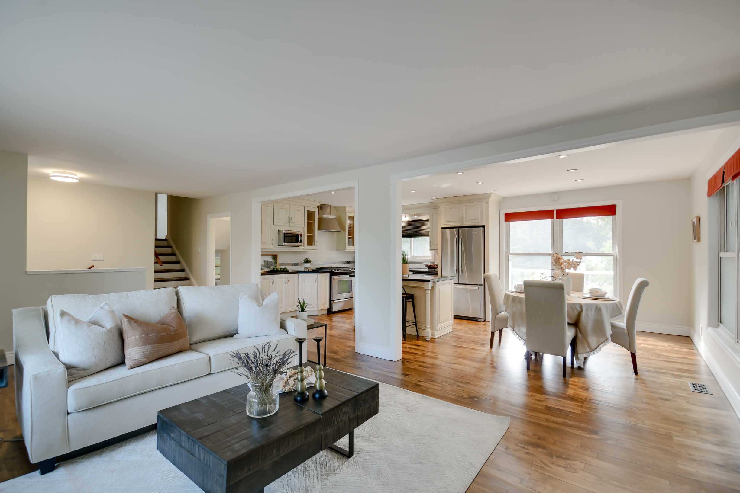 30 Taylor Rd, Bracebridge, Ontario  P1L 1J6 - Photo 3 - X12346062	