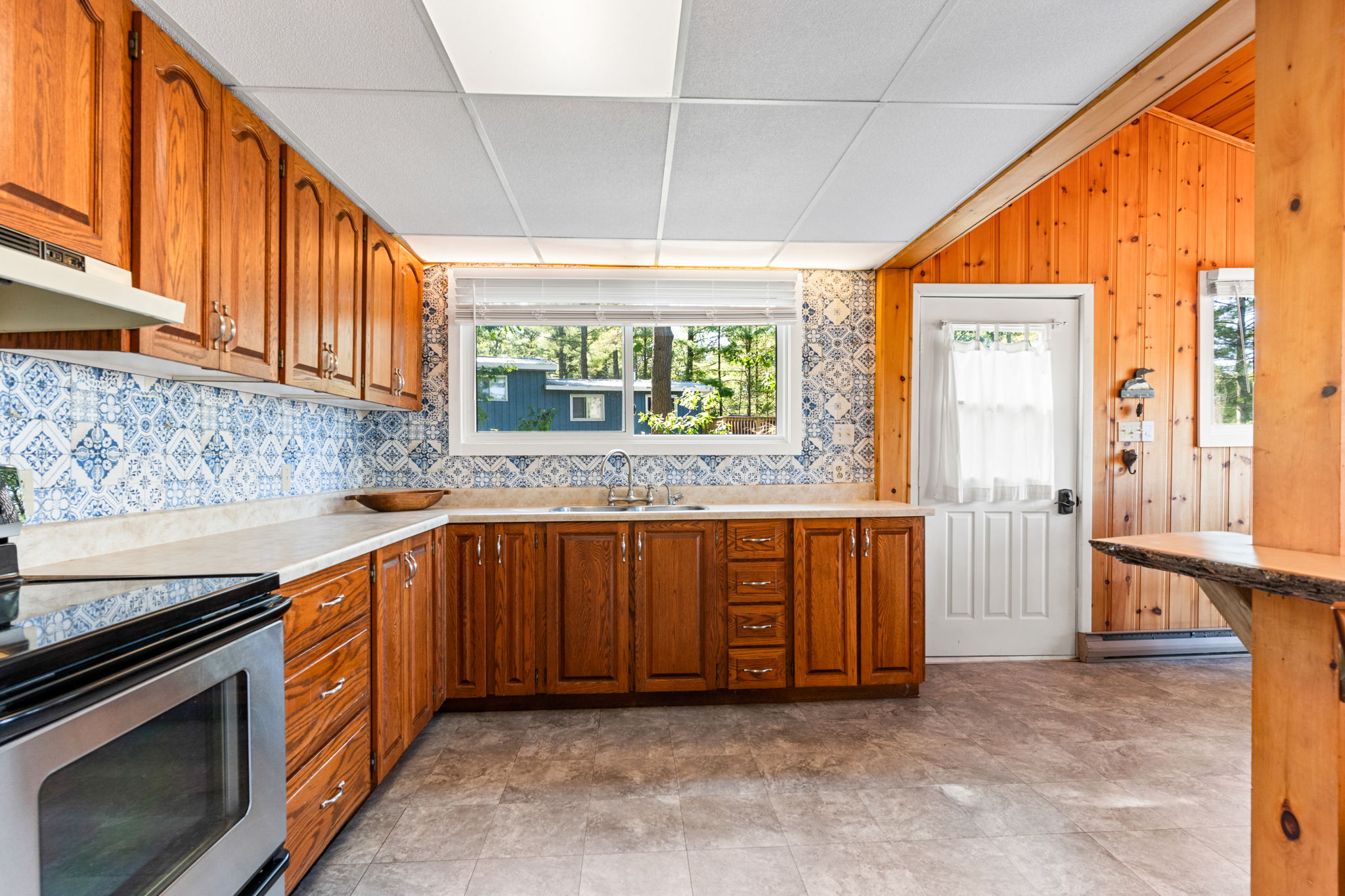1379 Muskoka Road 169 #4, Gravenhurst, Ontario  P1P 1R - Photo 3 - X12977694	